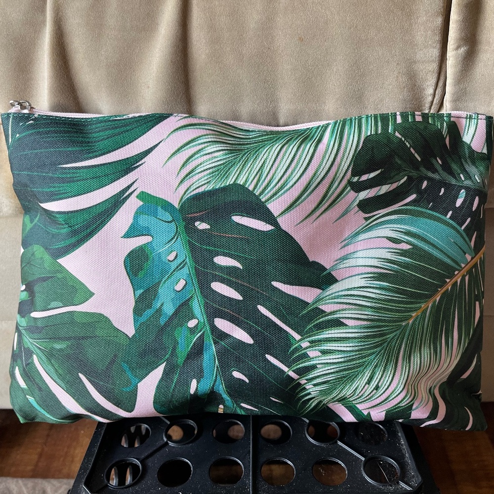 large cosmetic bag pouch Hawaiian design